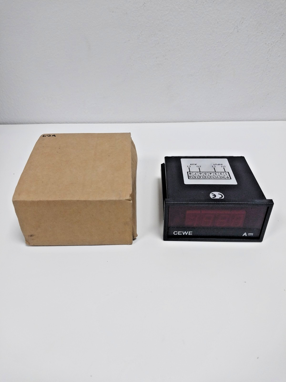CEWE M300-VD3 Digital Panel Meter 0-150V DC 125V Aux Supply LED Voltmeter