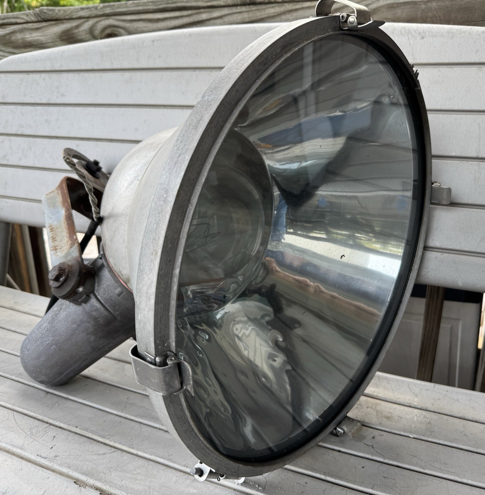VTG REVERE CHICAGO ELECTRIC INDUSTRIAL STEAMPUNK 18” SPOT FLOOD LIGHT FIXTURE