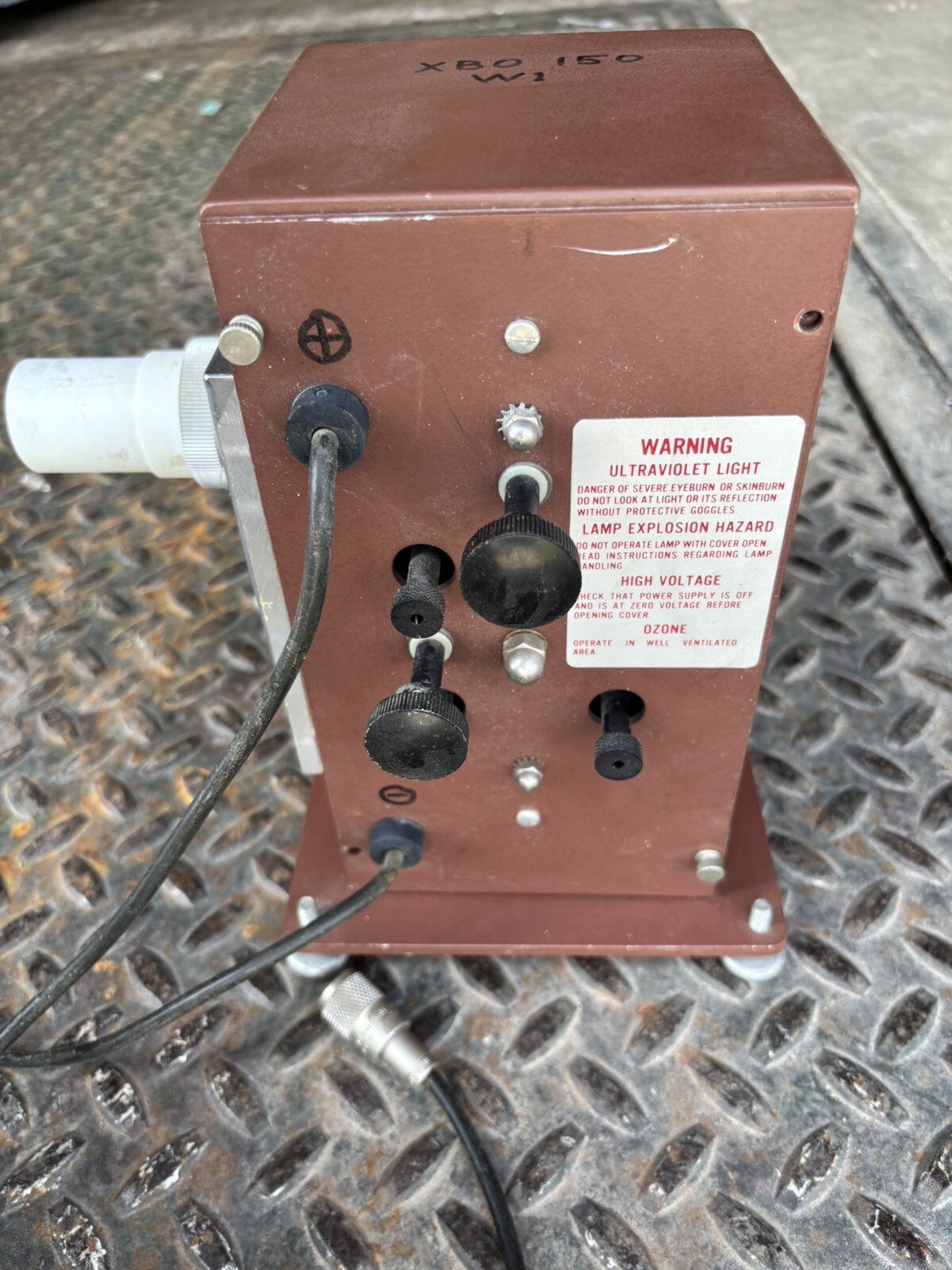 ORIEL CORPORATION 6137 XENON LIGHT SOURCE