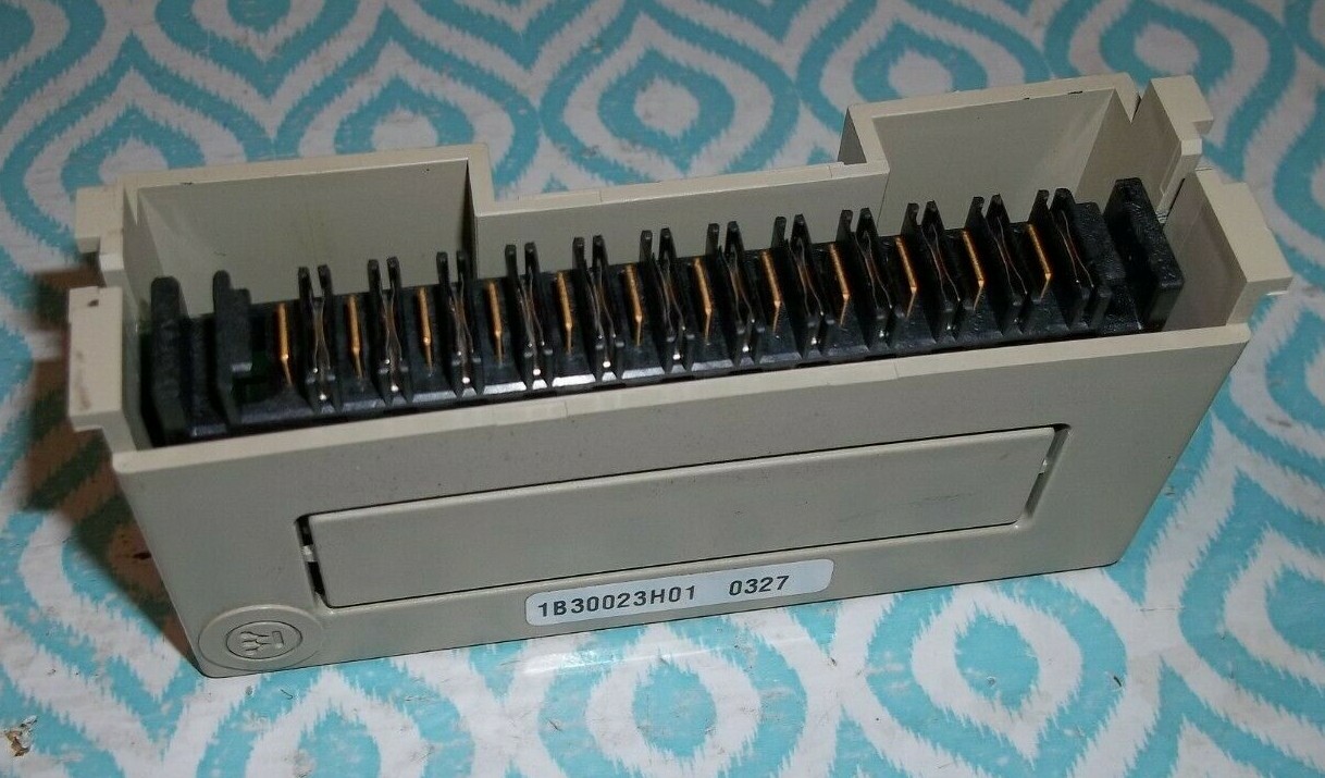 EMERSON OVATION 1B30023H01 BUS TERMINATOR (379-1)