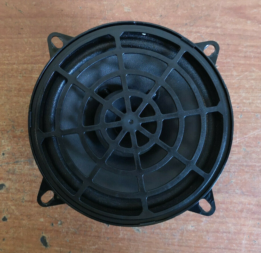 PEUGEOT 3008 MK1 2010 DRIVER OR PASSENGER SIDE REAR DOOR SPEAKER 9665245280