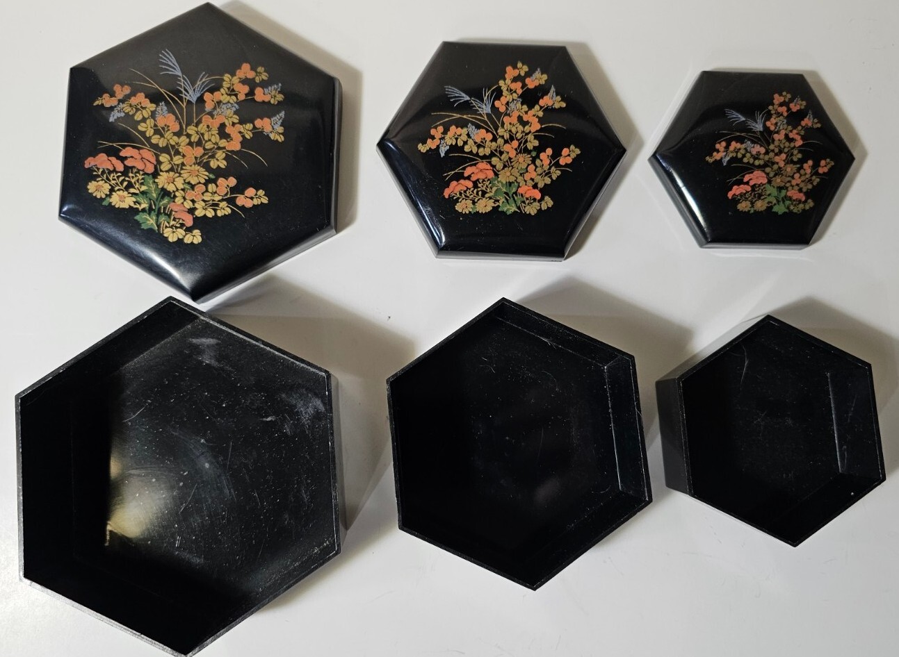 Vintage Complete Set 3 Oriental Lacquered Finish Nesting Jewelry Trinket Boxes