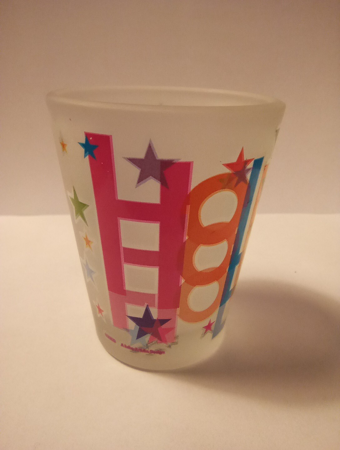 HOLLYWOOD, HOLLYWOOD, HOLLYWOOD LOGO SHOT GLASS GREAT FOR ANY COLLECTION!
