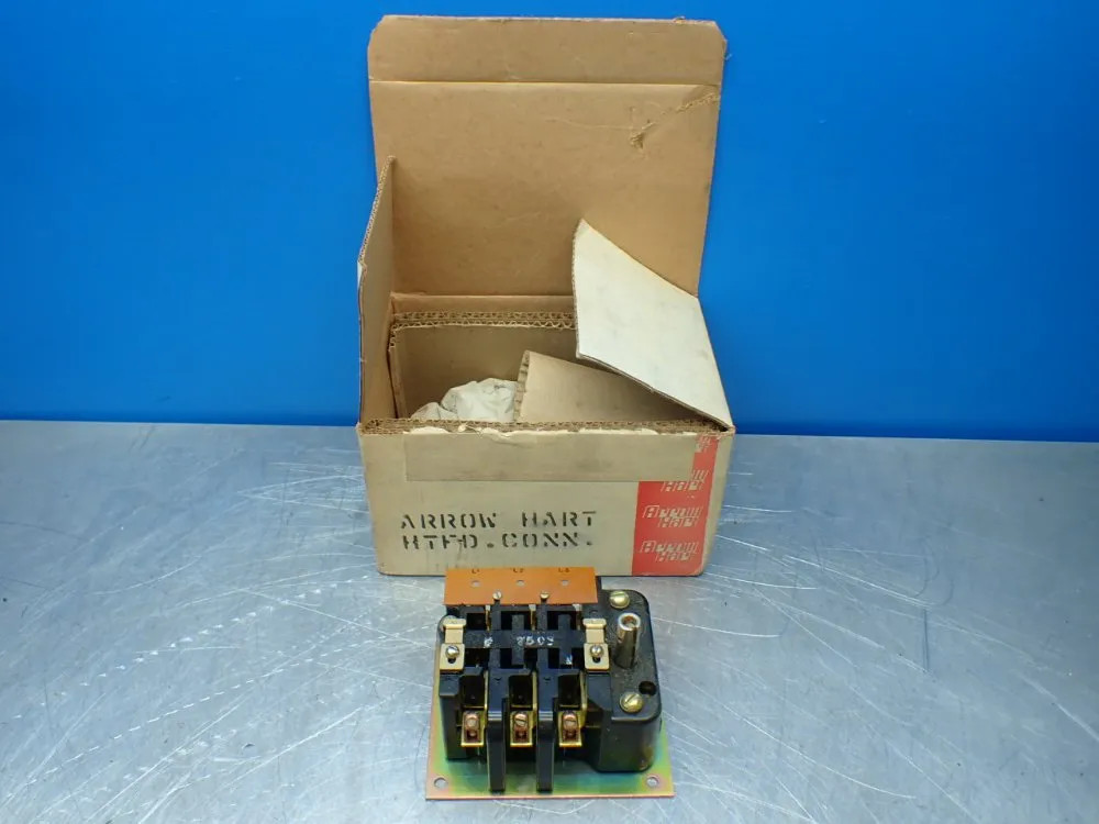 ARROW HART MAGNETIC CONTACTOR RAD-130-U