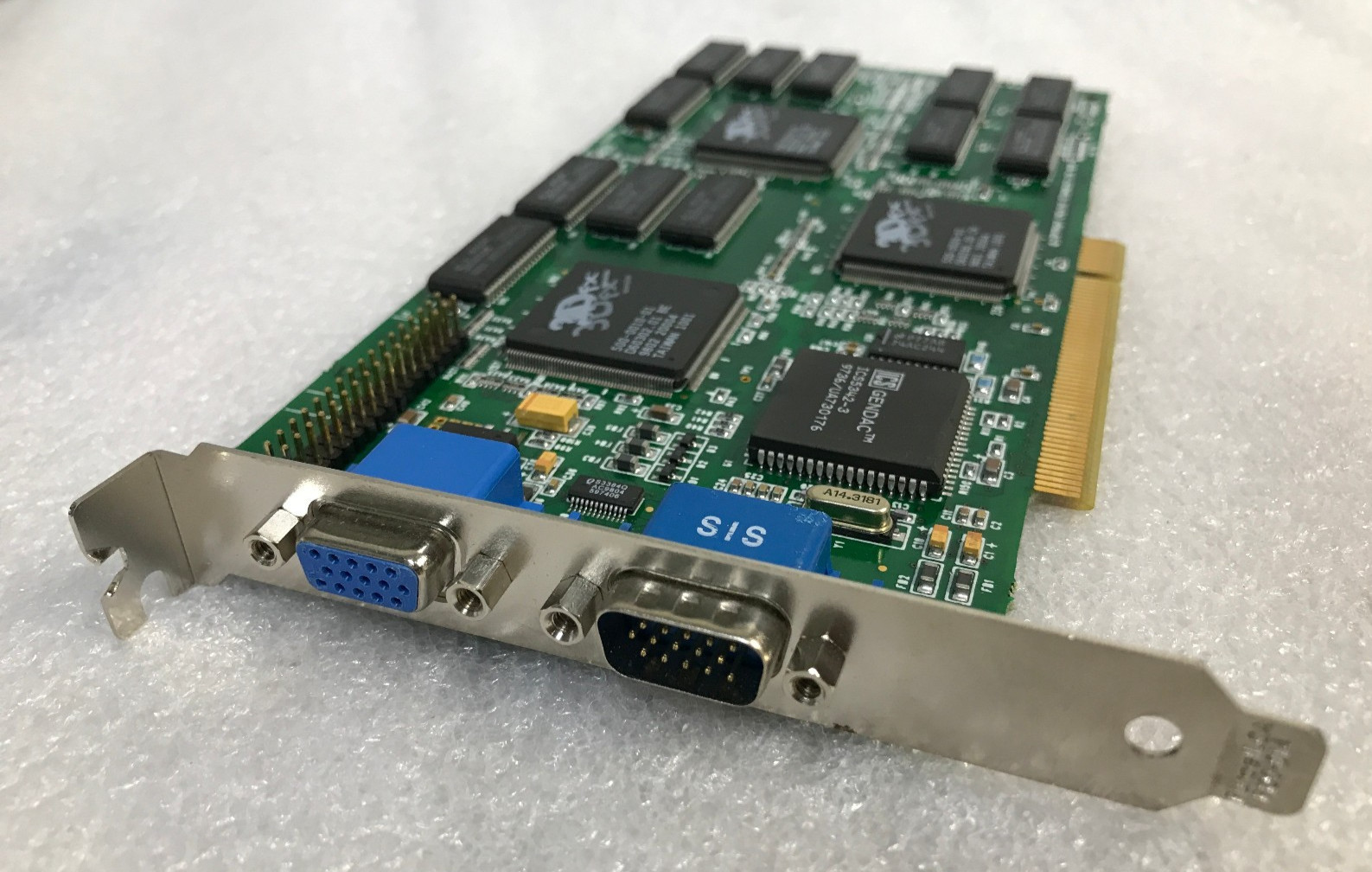 Creative Labs CT6670 PCI Video Classic accelerator Graphics card