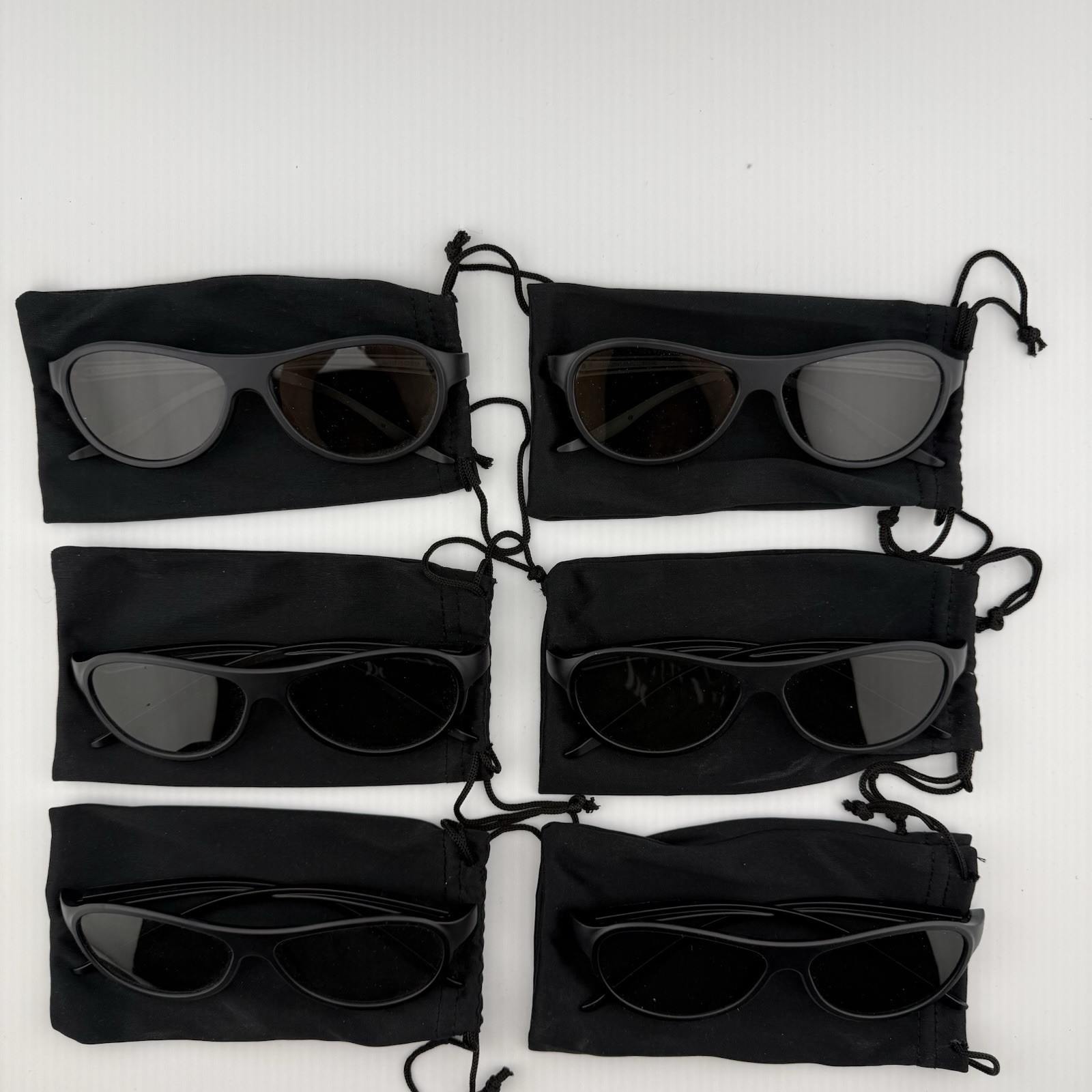 LG Cinema 3D Glasses AG-F310 Movie (6) Pairs With Soft Cases