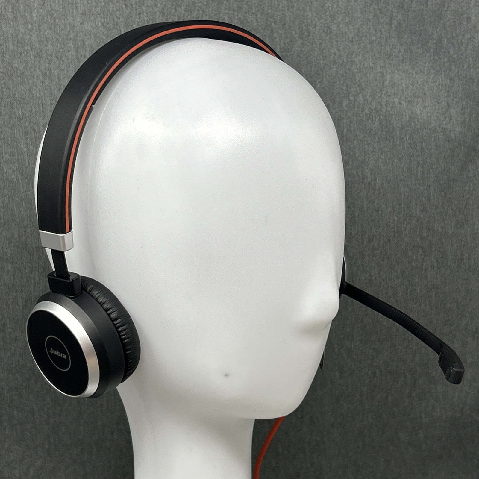 JABRA Evolve 40 Stereo Wired Headset USB-A Inline Controller Neoprene Case Black