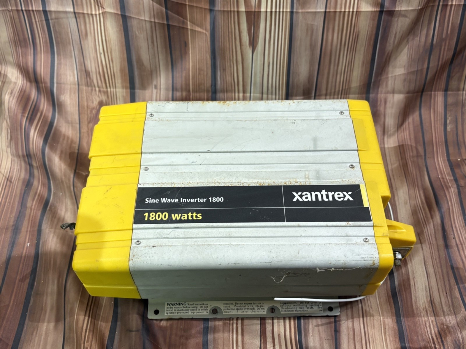 Xantrex Sine Wave Inverter 1800/24 Inverter
