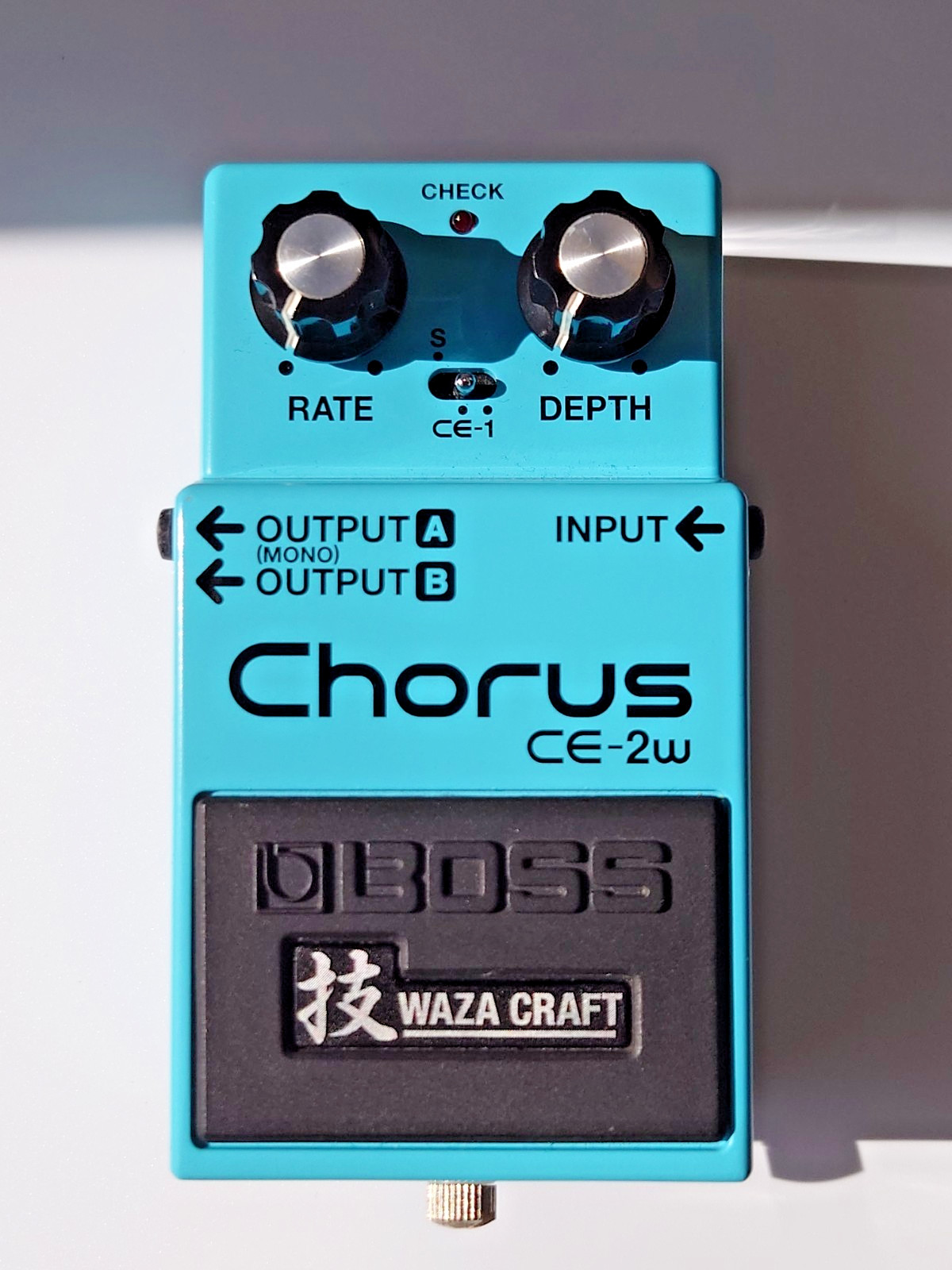 BOSS CE-2W Chorus Waza Craft Analog Japan Used Excellent Pedal Only New Bushings