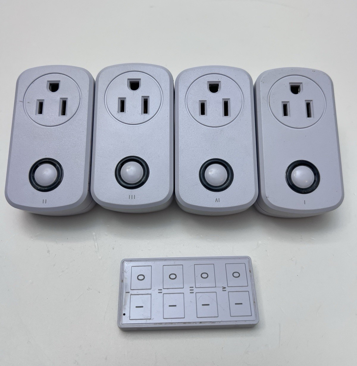 Prime 4 Indoor Remote Controlled Outlets Wireless Used Tested CUTNRI14PK