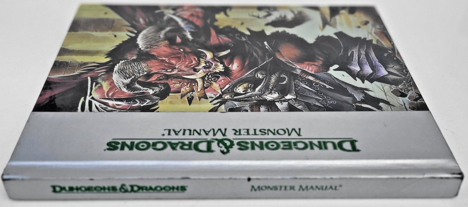 Deluxe Monster Manual. Dungeons & Dragons 4th Edition. EX