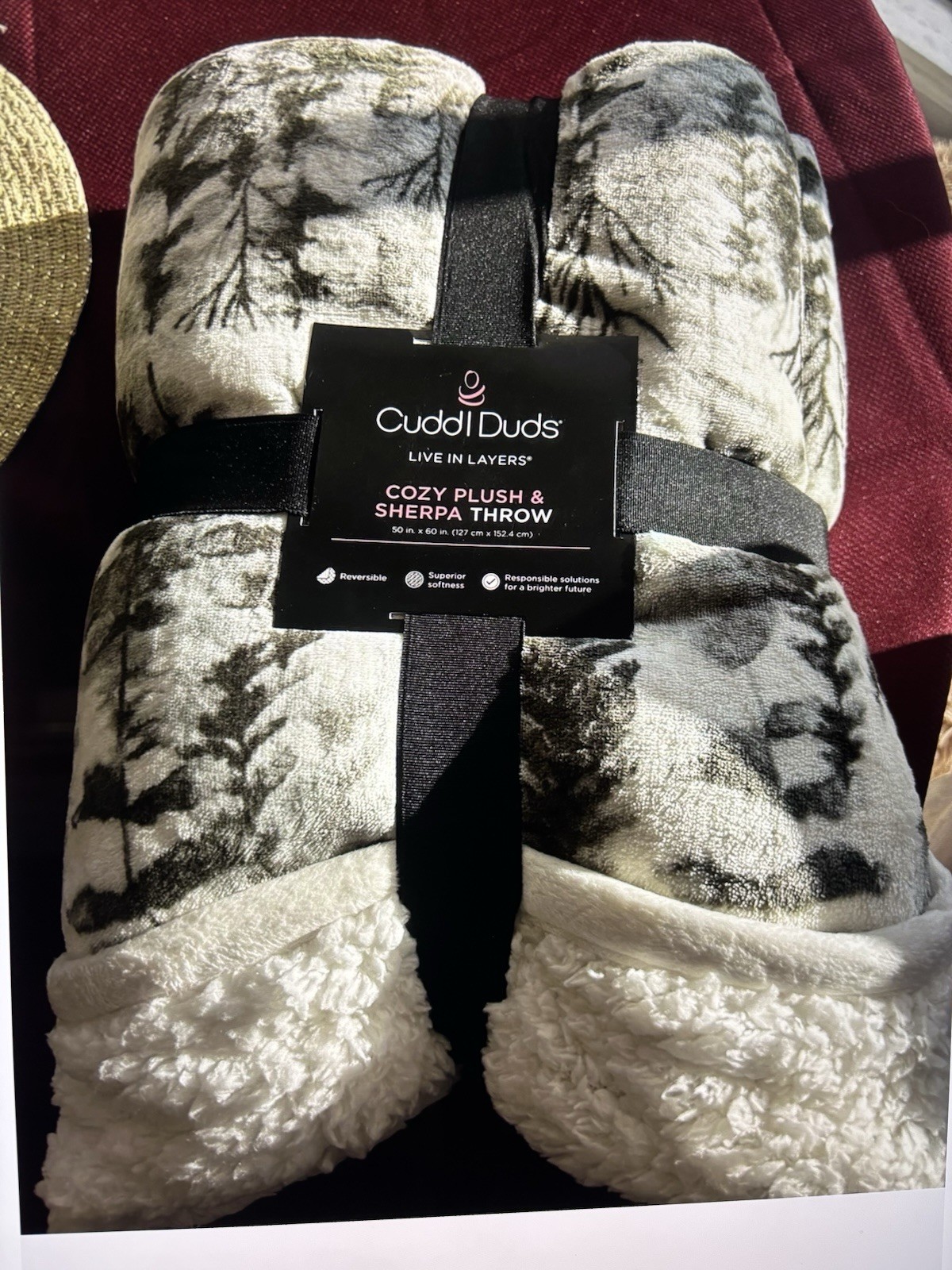 Cuddl Duds Cozy Plush Sherpa Throw Green Painted Forest Foggy Dew 50”x60”