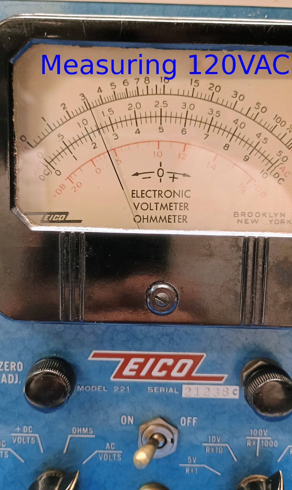 EICO Model 221 Vacuum Tube Voltmeter (VTVM) SN: 21238