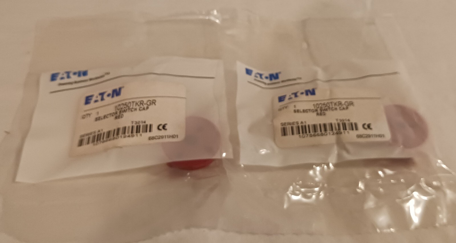Eaton Red Selector Switch 10250TKR-GR. (Lot of 2) NEW. Free Shipping