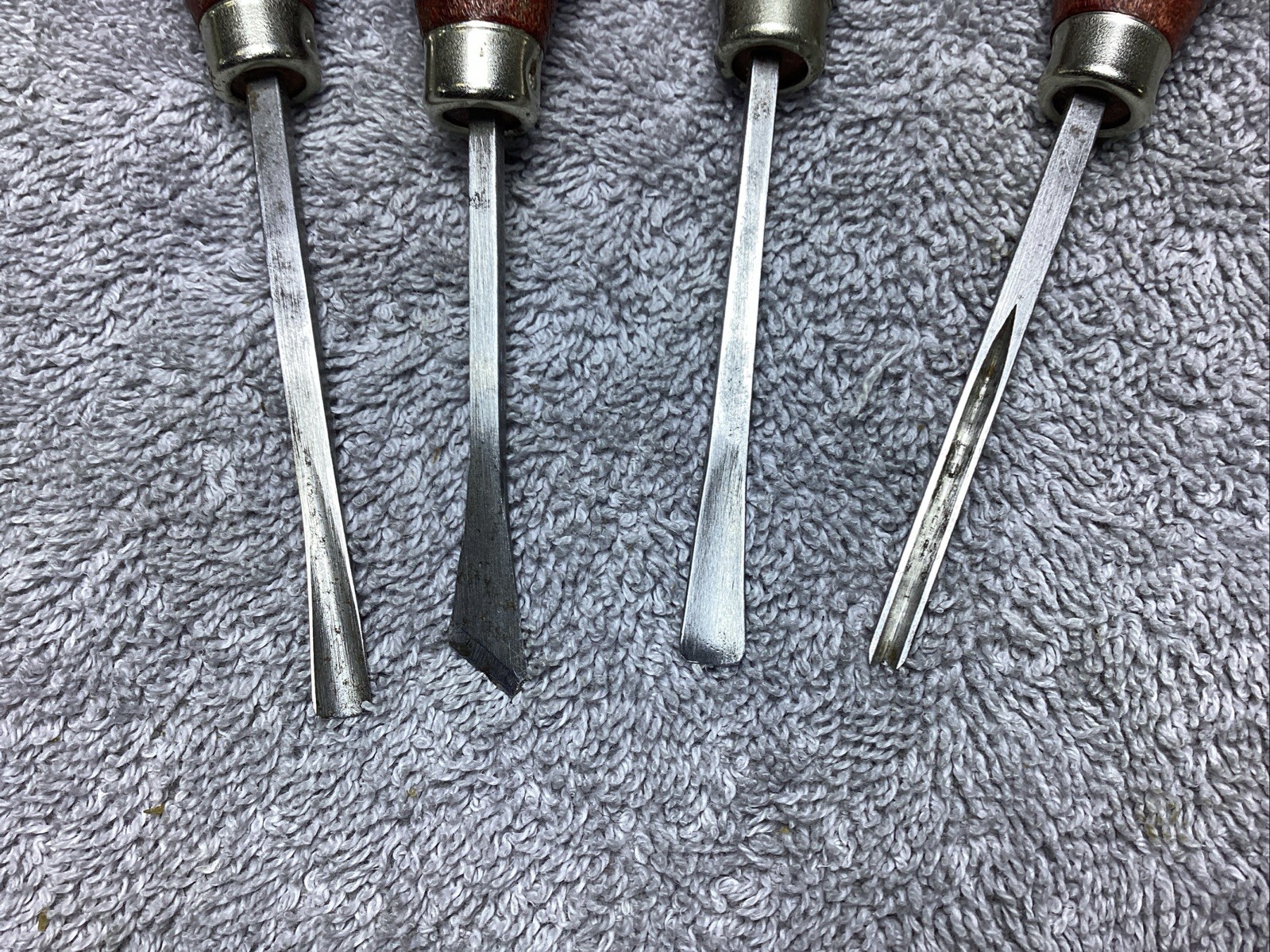 4 E.C.LYONS CARVING CHISELS