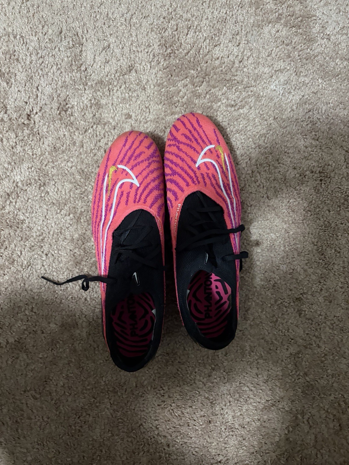 Nike Phantom Men’s Low Top Lace-Up Soccer Cleats Pink/Black/Purple CV0958-603