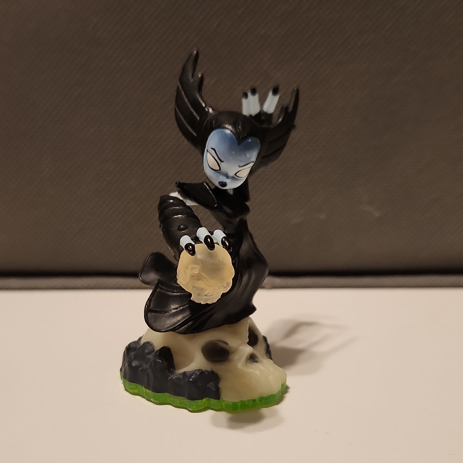 Hey- Skylanders Spyros Adventure Figure