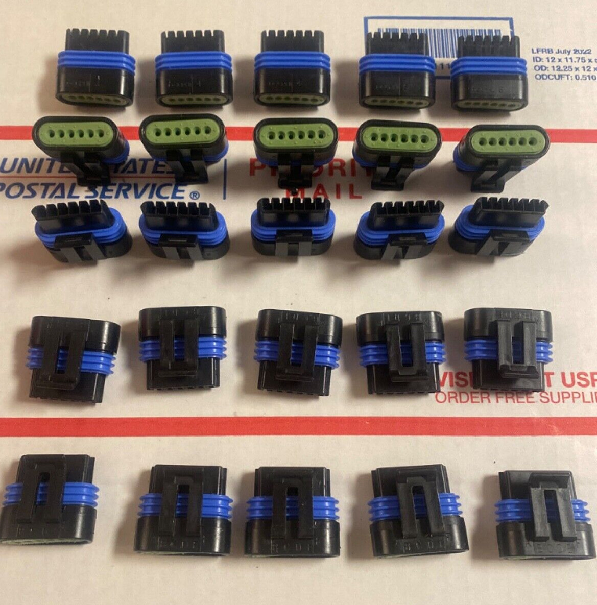 (25pcs) Aptiv 12162210 Metri-Pack Housings , 6-Way Female , 150.2 Series