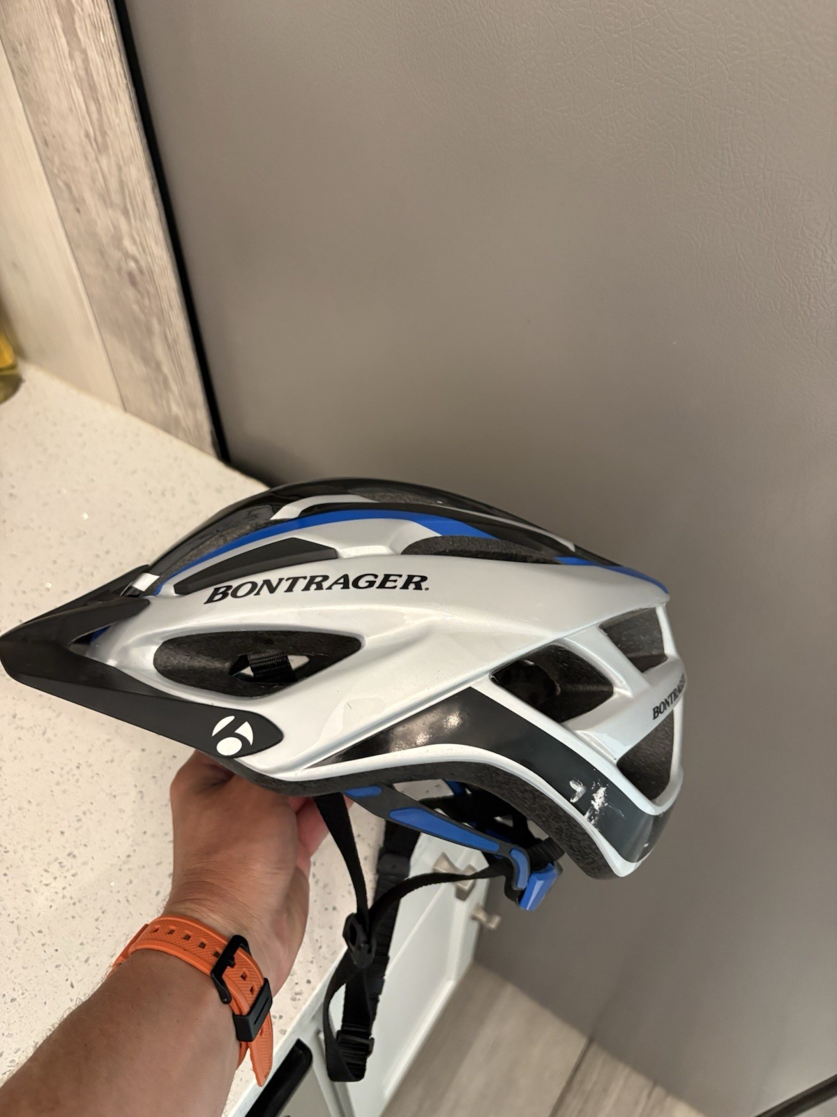 Bontrager Solstice Adjustable Bike Cycling Bicycle Helmet Size M/L