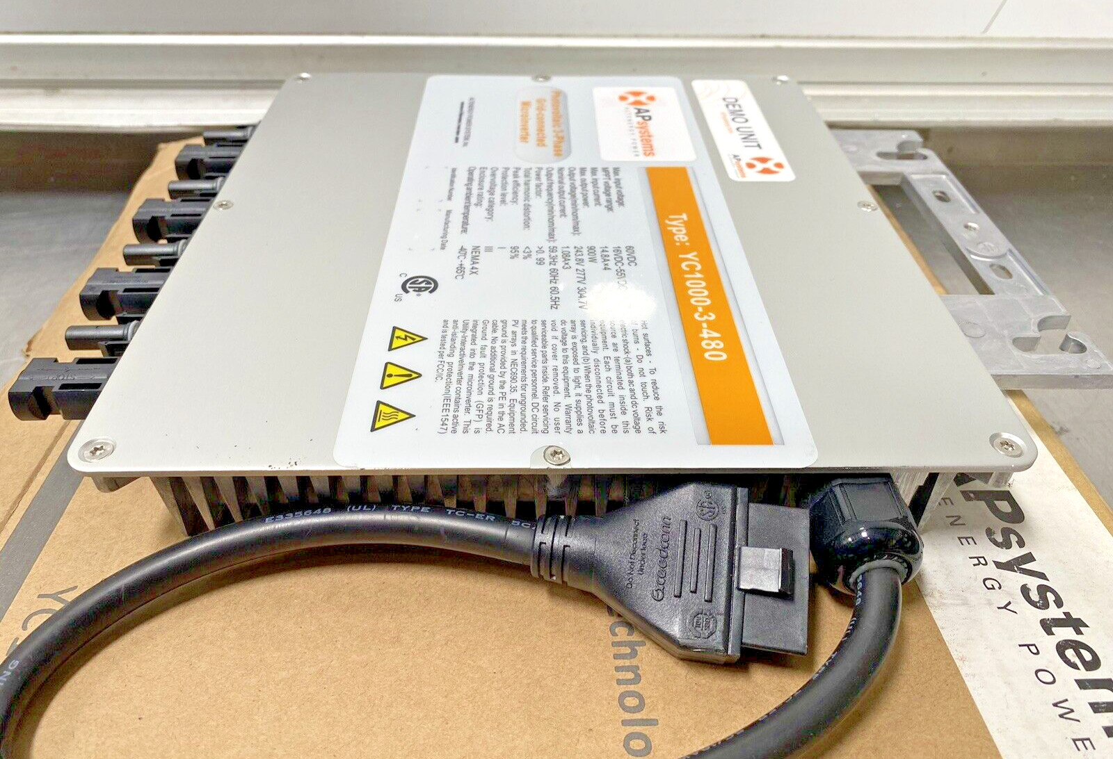 APsystems YC1000-3-480 Microinverter , 3Ph , 277Y , 480V /New