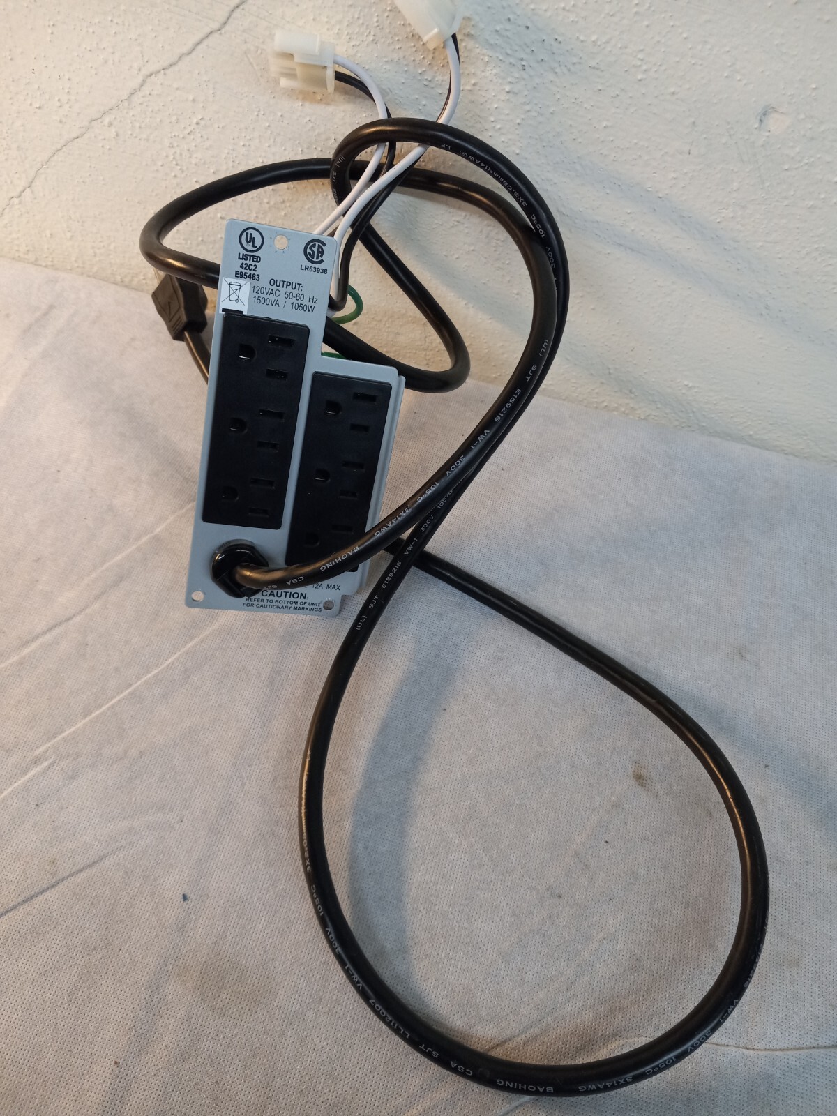 APC Smart-UPS RT  1500 - BACK POWER CORD/INPUT
