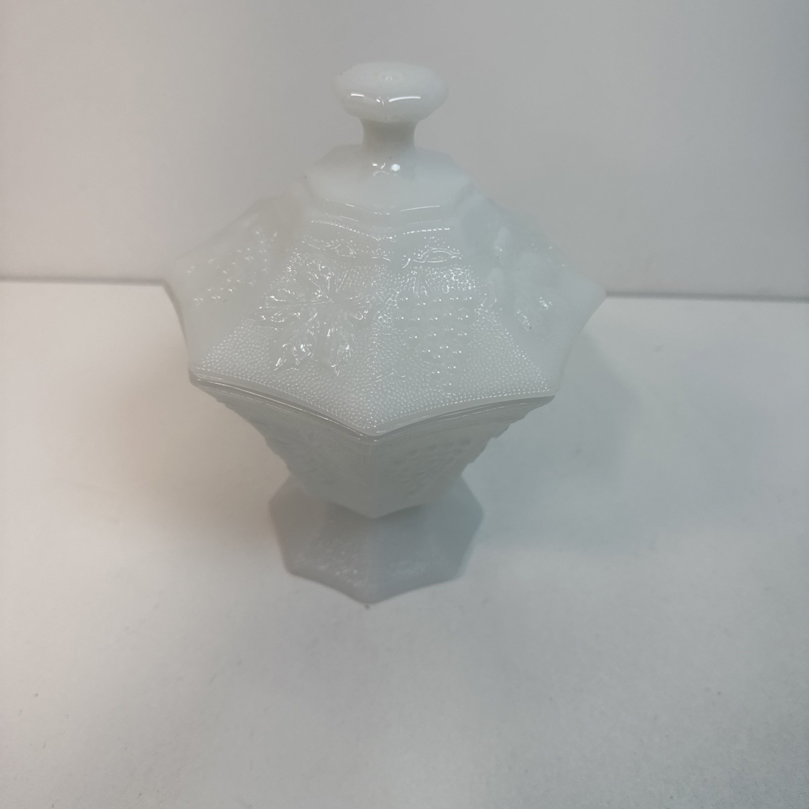 Vintage Milk Glass Pedestal Succulent  Vase Grape Leaf Design With Lid 8” Tall