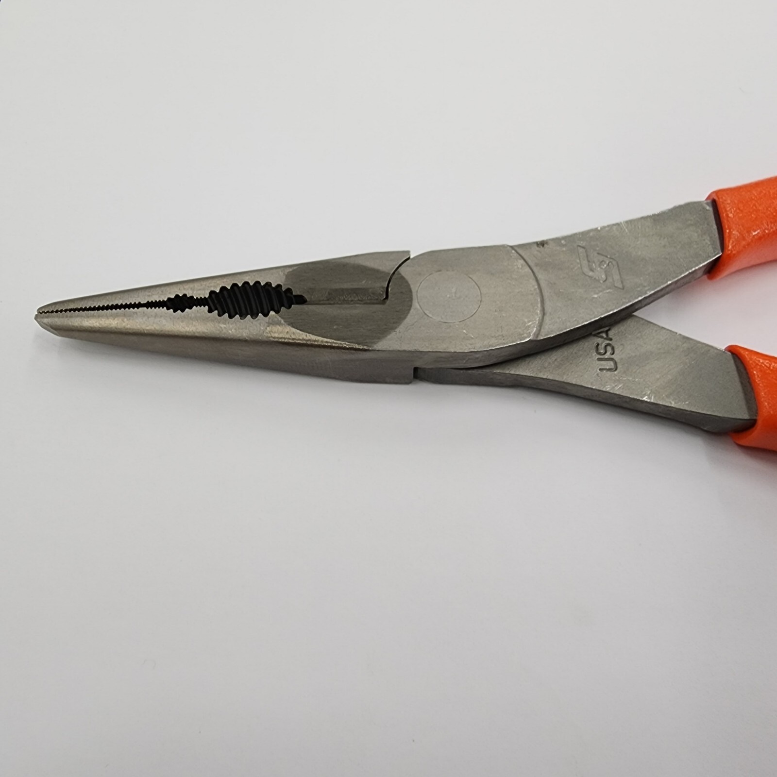 Snap-on Tools USA 9" ORANGE Needle Nose Pliers w/Cutter & Side Fastener 196ANCF