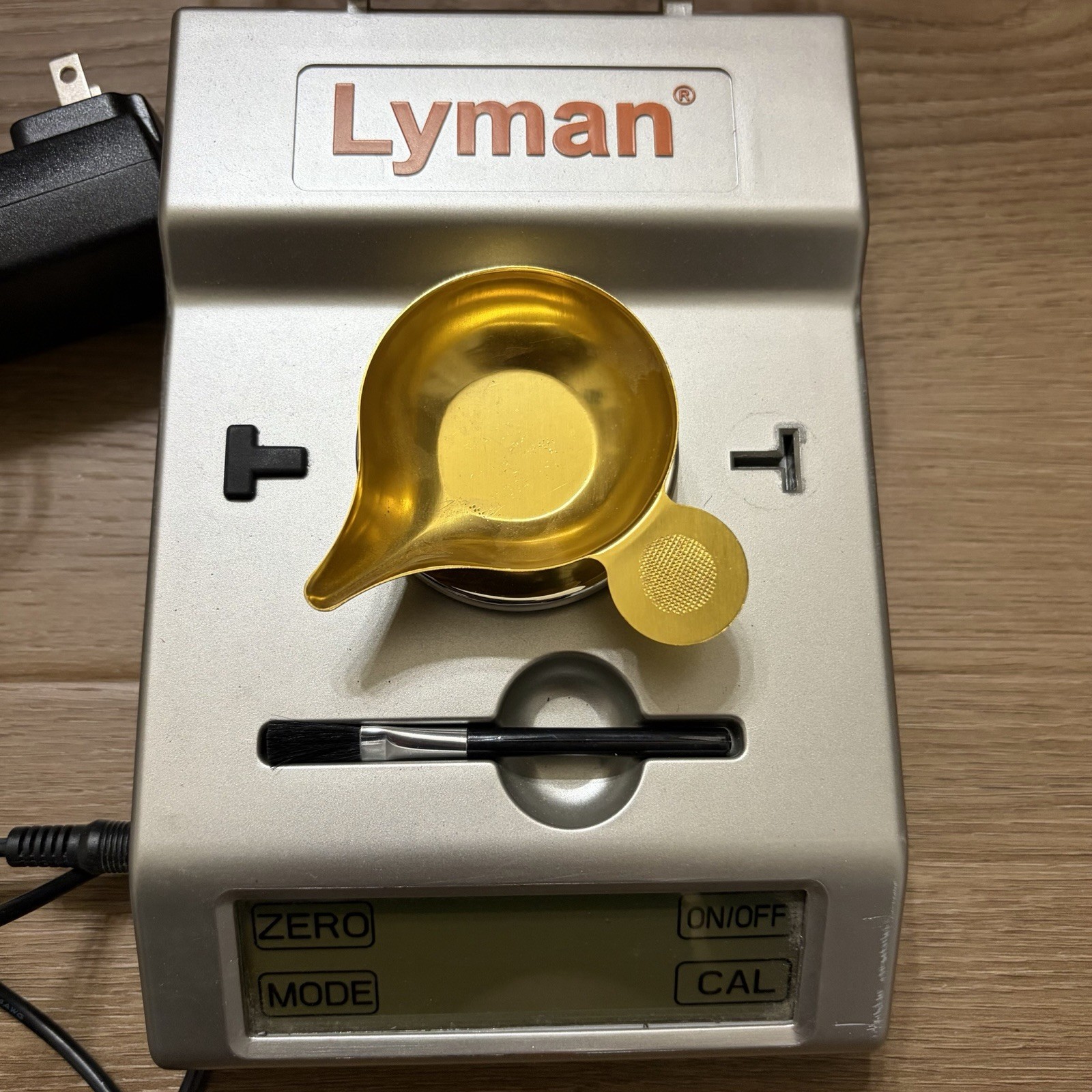 Lyman Accu-Touch 2000 Electronic Scale Accuracy to 1/10 Grain Tested