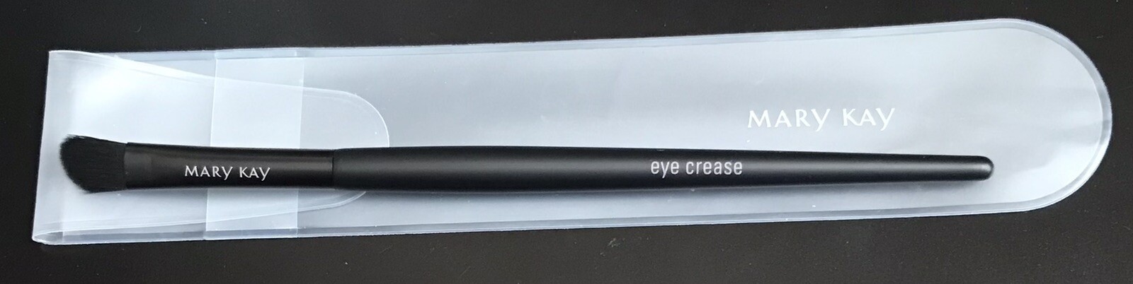 New Mary Kay Eye Crease Brush w/ Clear Carry Pouch / Sleeve Quick Ship