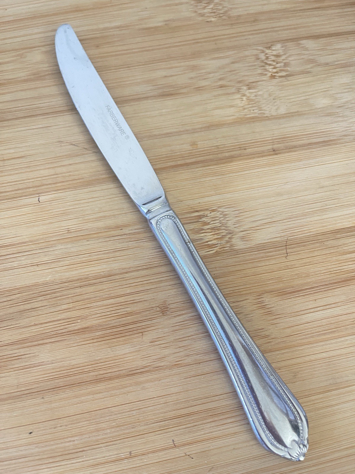 Farberware FRW32 Stainless Outline Beaded Flower Tip DINNER KNIFE 8.75"