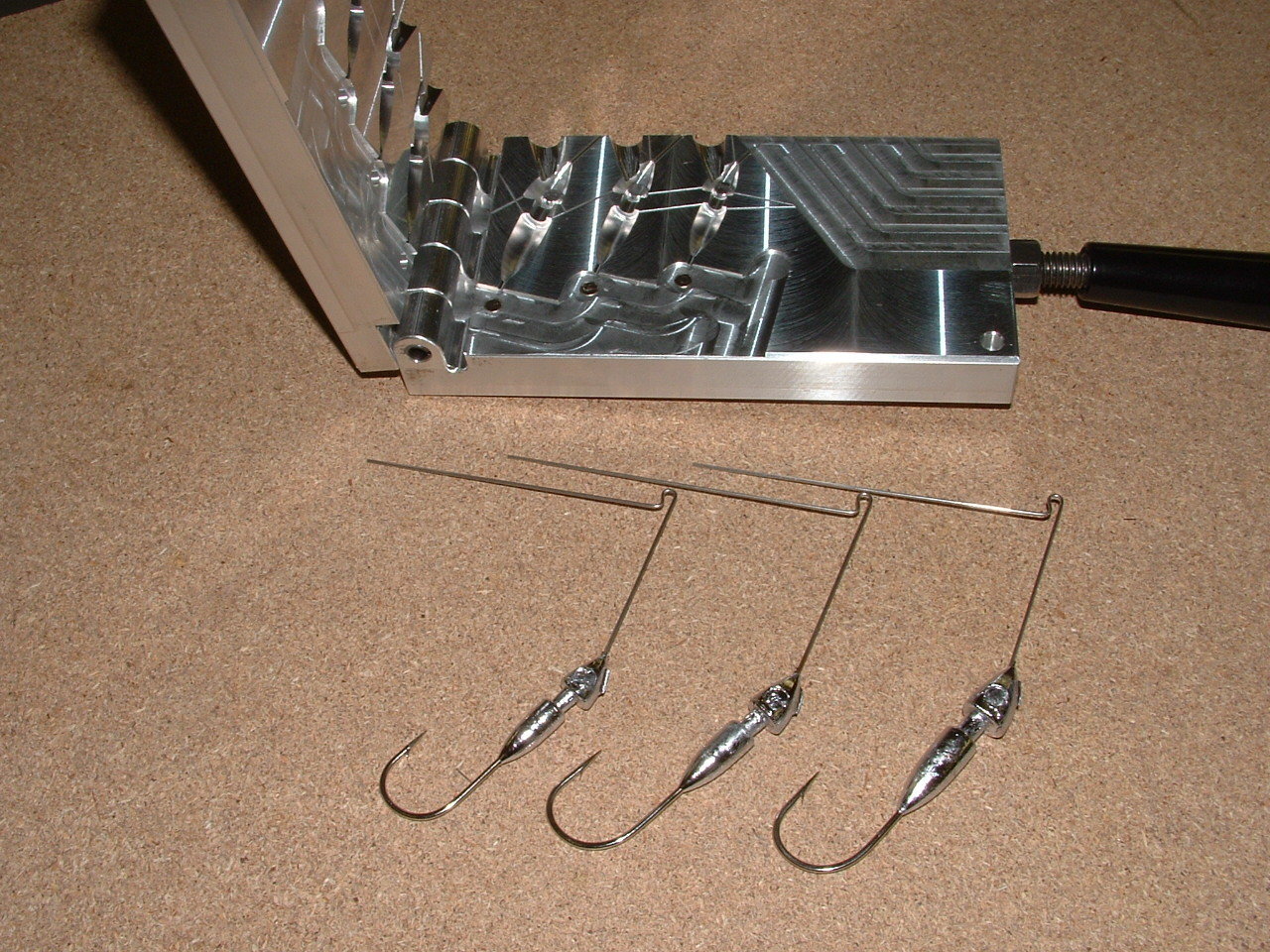 Freshwater Spinnerbait Hidden Weight -1  mold 3/8, 1/2, 3/4 oz CNC Aluminum