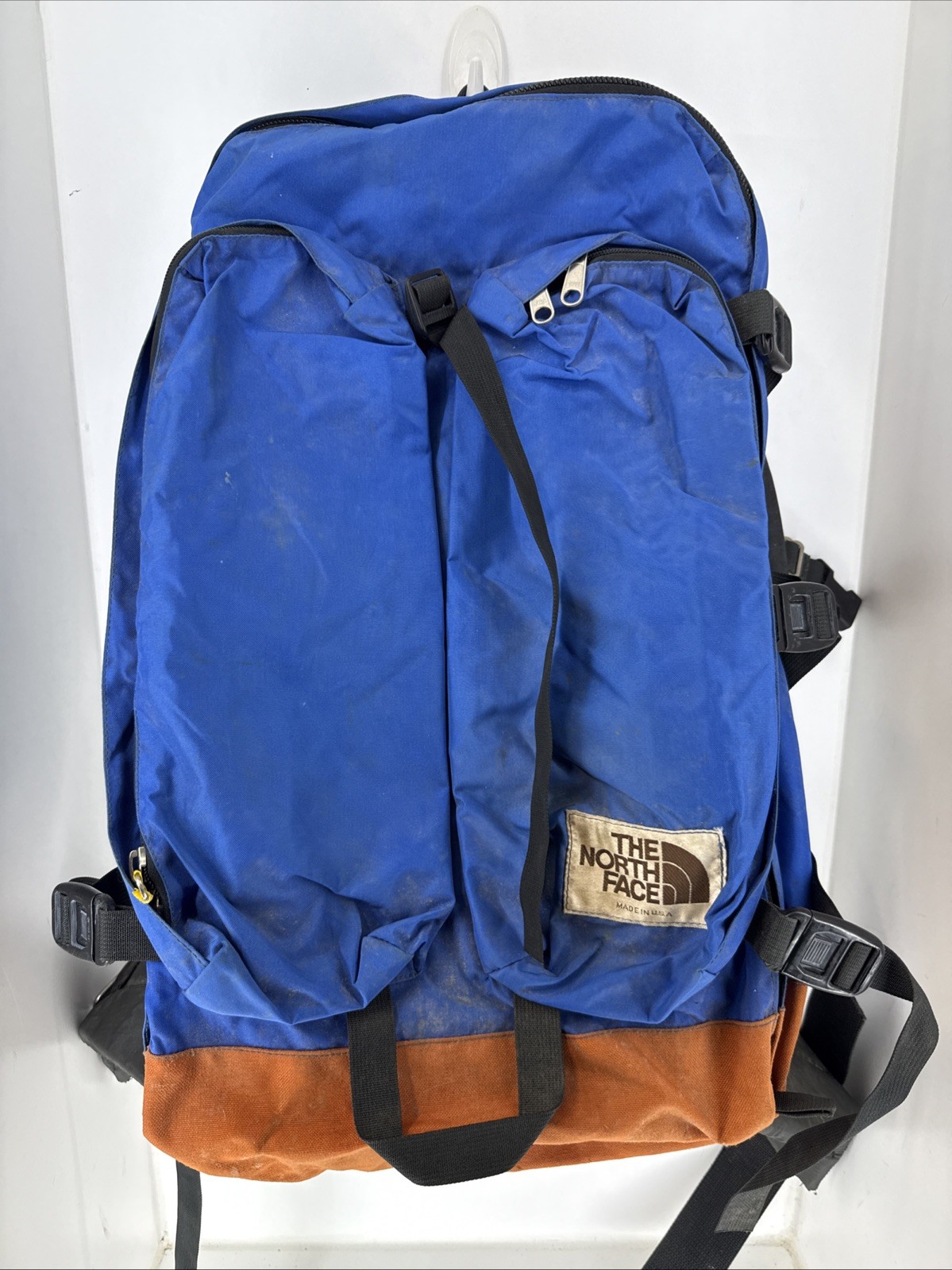 Vintage North Face Hiking Bag!  Blue