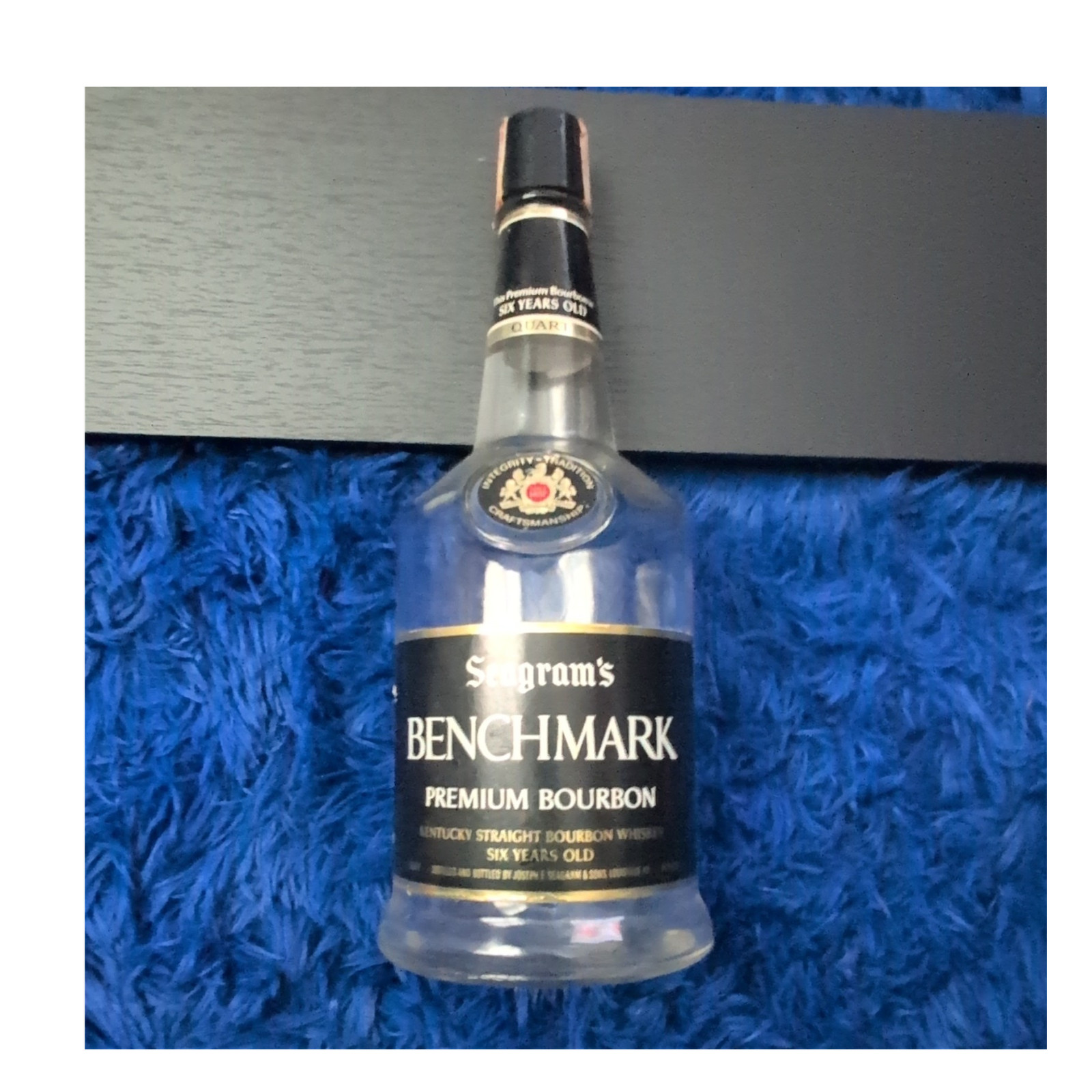 Seagram's Benchmark Premium Bourbon Liquor Bottle, Clear, Six Years Old, Quart