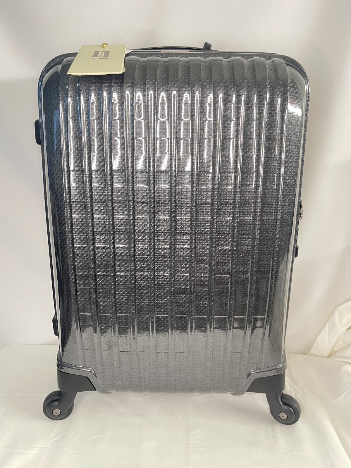 Hartmann Innovaire 20" Global Carry-On Spinner Luggage Graphite New With Tag