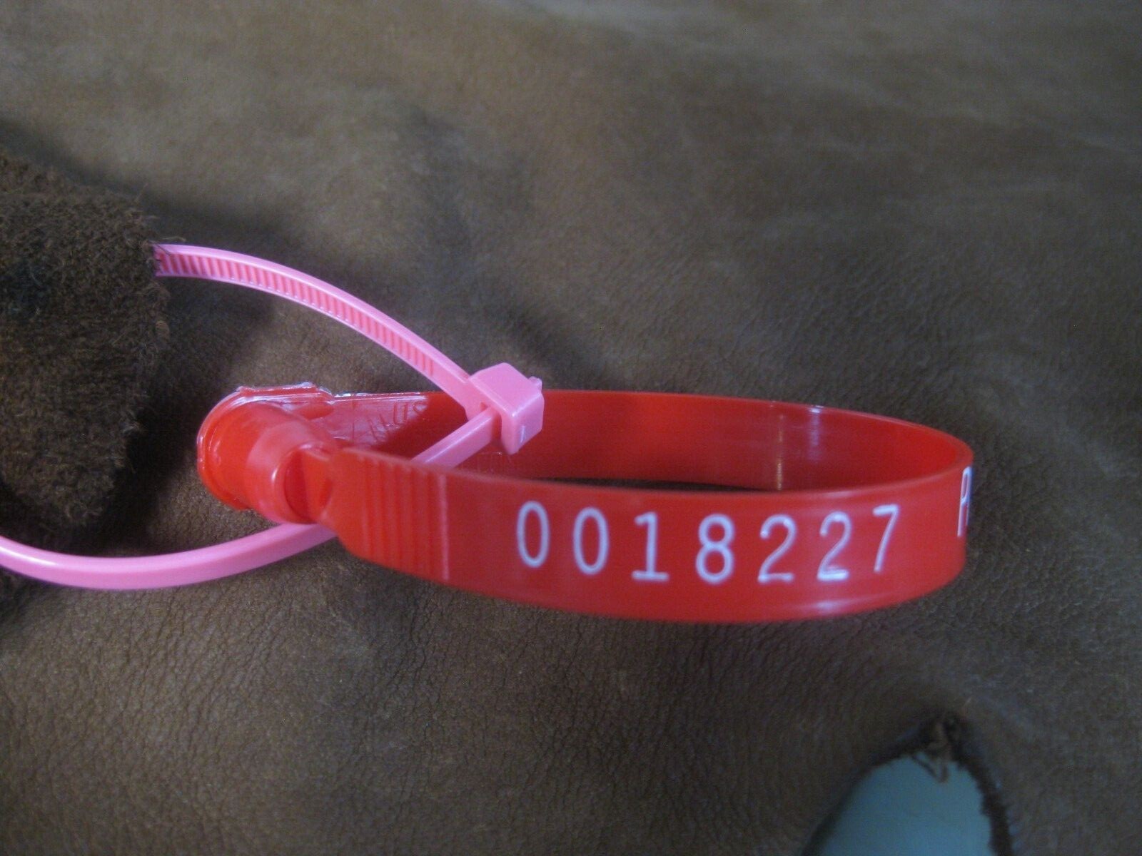 Top Grain Deer Leather #0018227 Row 153
