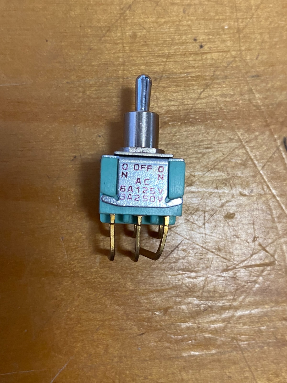 ALCO 206P-R on-off  DPDT switch  125v-250v