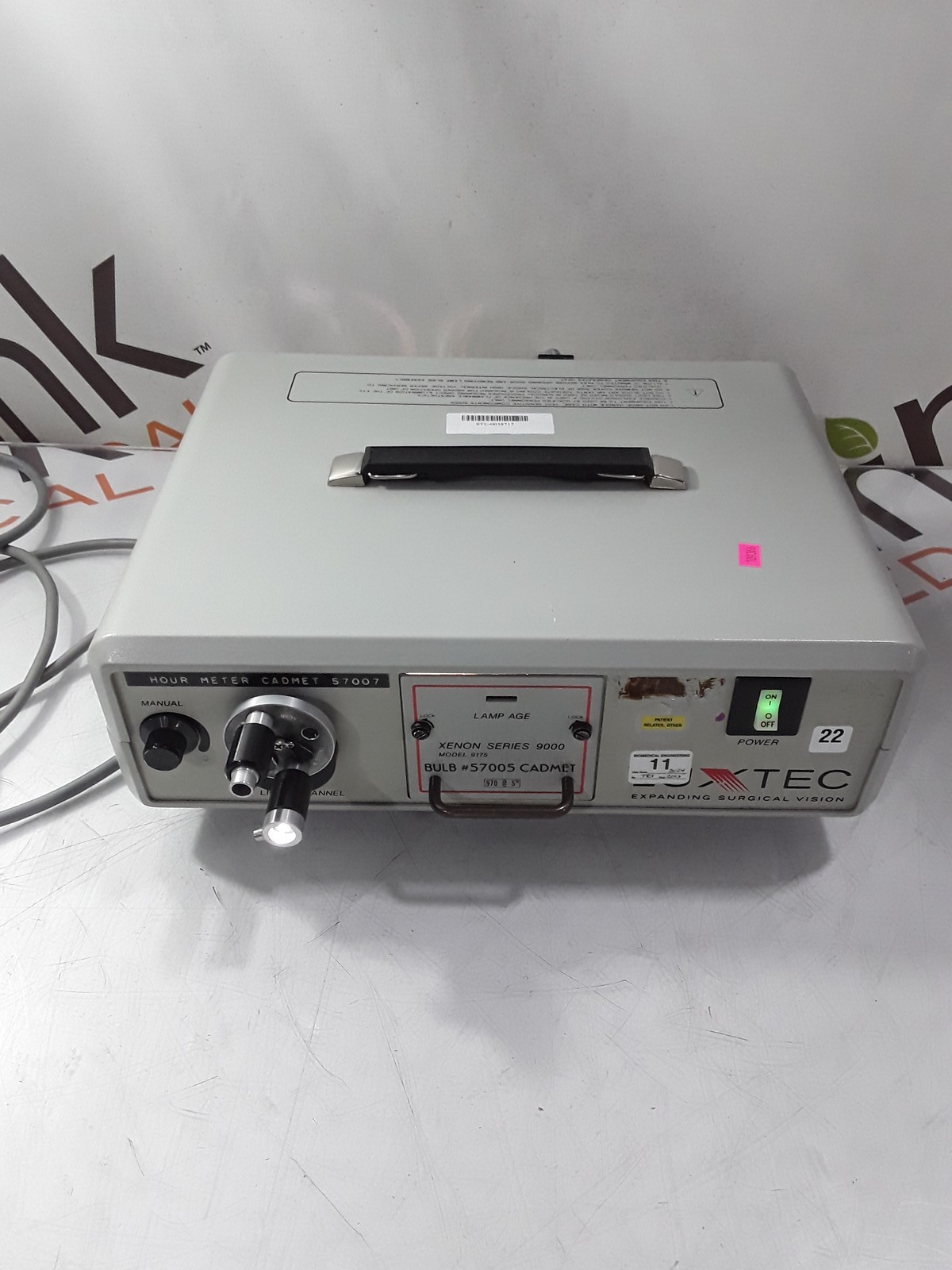 Luxtec 9300 Xenon Series 9000 Light Source