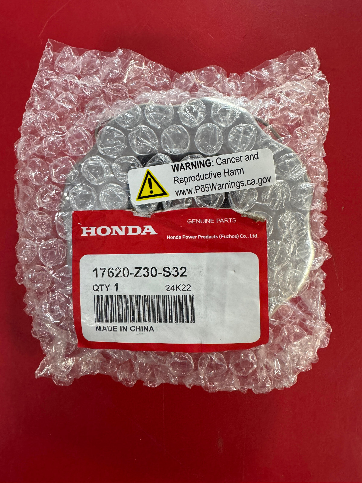 Honda OEM 17620-Z30-S31; Cap Fuel Filler Made by Honda New SS # 17620-Z30-S32