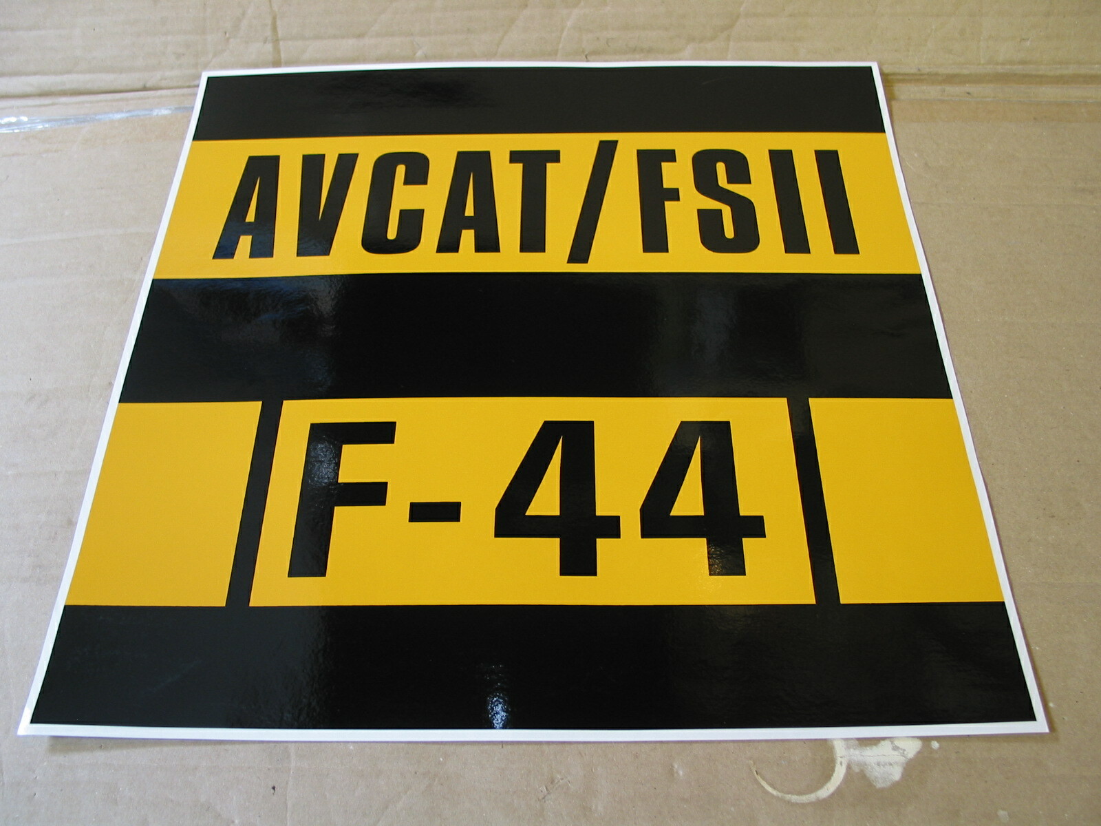 ROYAL AIR FORCE  WARNING AEROPLANE FUEL MARKER  FUEL AIRCRAFT 370 X370