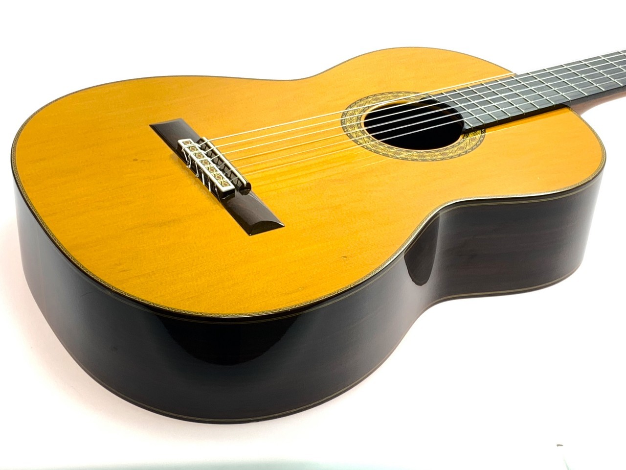 (Free Shipping) MASARU KOHNO LUTHIER CONCERT