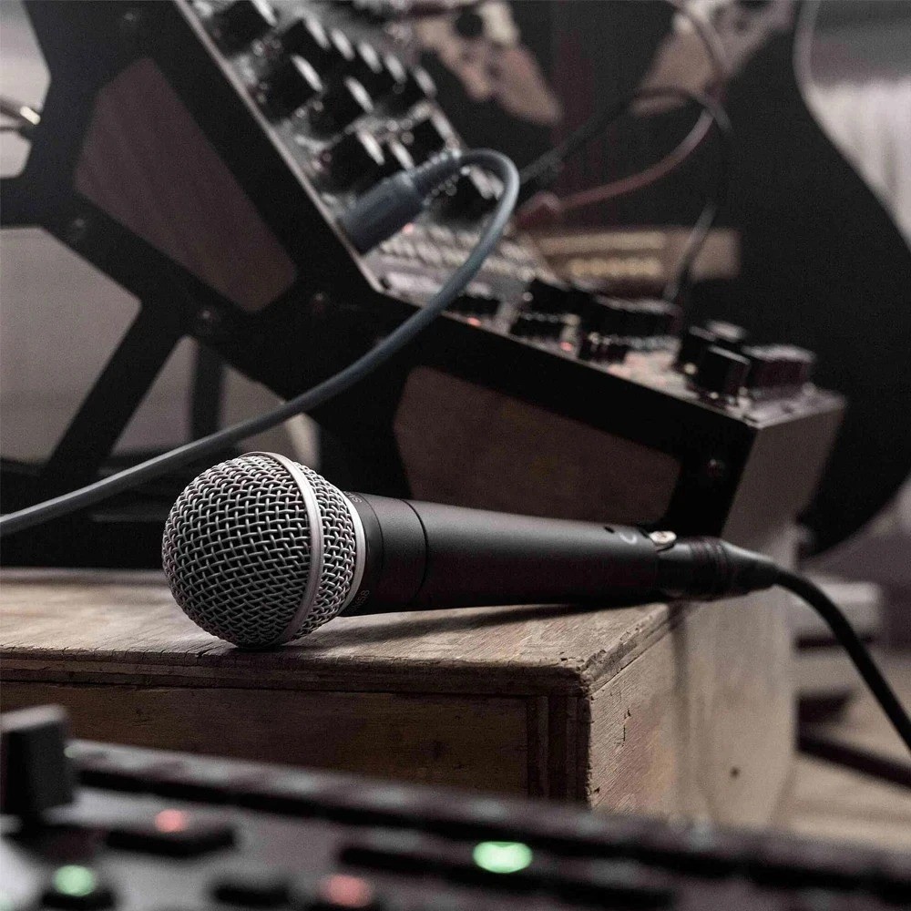 SM58S Dynamic Vocal Microphone With On/Off Switch US***