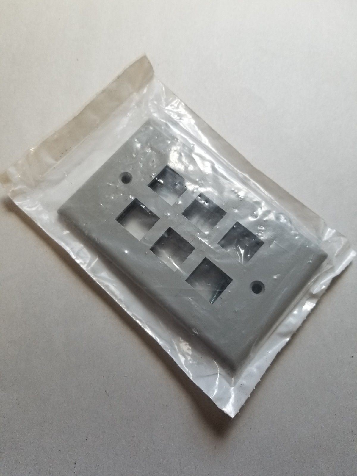 (lot of 10) Leviton 41080-6GP single-gang 6-port QuickPort wallplate in gray