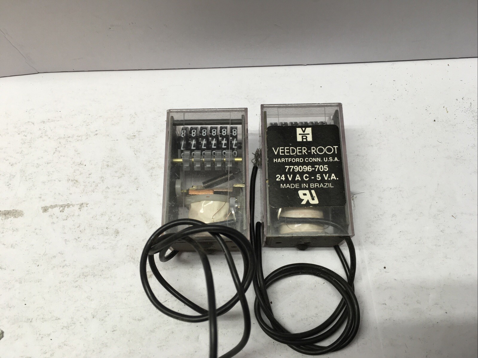 NEW VEEDER ROOT 779096-705 24vac Mech COUNTER LOT Of 2, Slot Machine