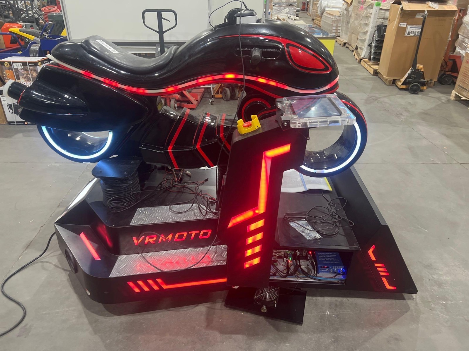 VIRTUAL REALITY VRMOTO MOTORCYCLE SIMULATOR WITH BILL ACCEPTOR