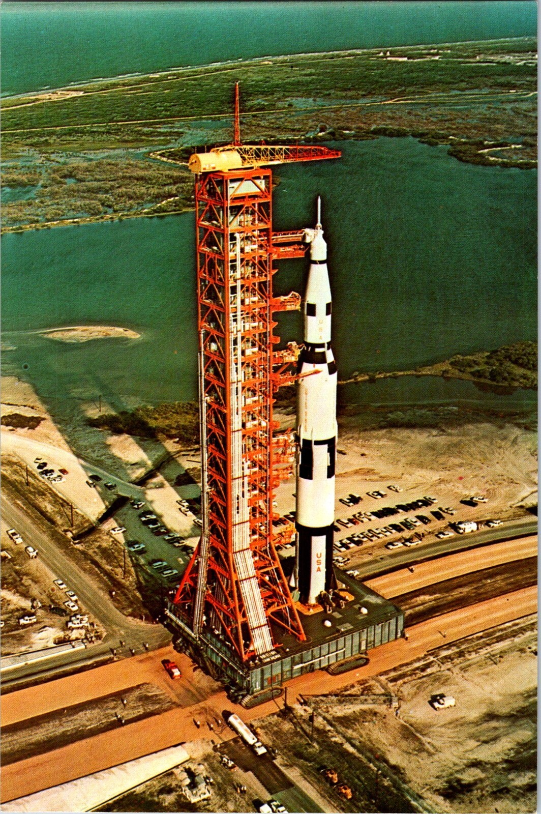 VINTAGE 1973 GIANT POSTCARD  SPACE  NASA J F KENNEDY APOLLO SATURN V FACILITIES