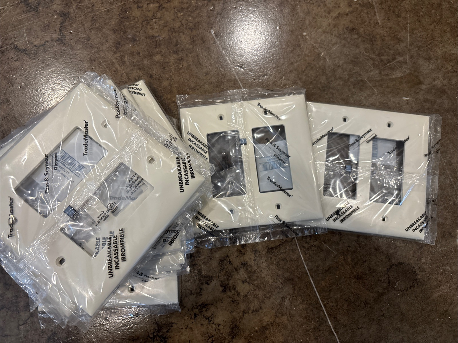 Lot of 16 Pass & Seymour - TPJ262LA 2 Gang Decorator Plate Lt Almond Unbreakable