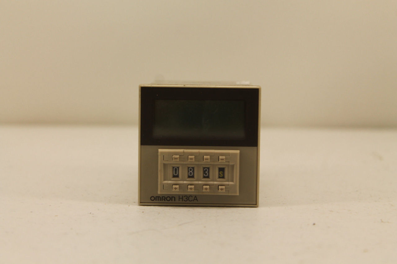 Omron H3CA-8 Timer