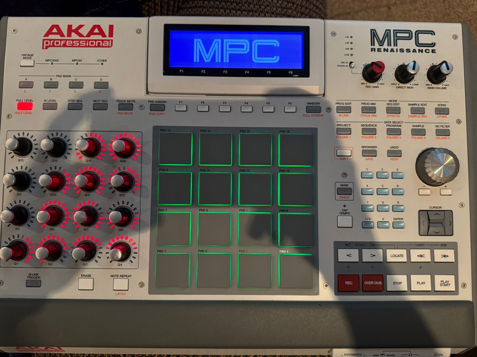 AKAI MPC Renaissance Standalone Sampler & Sequencer