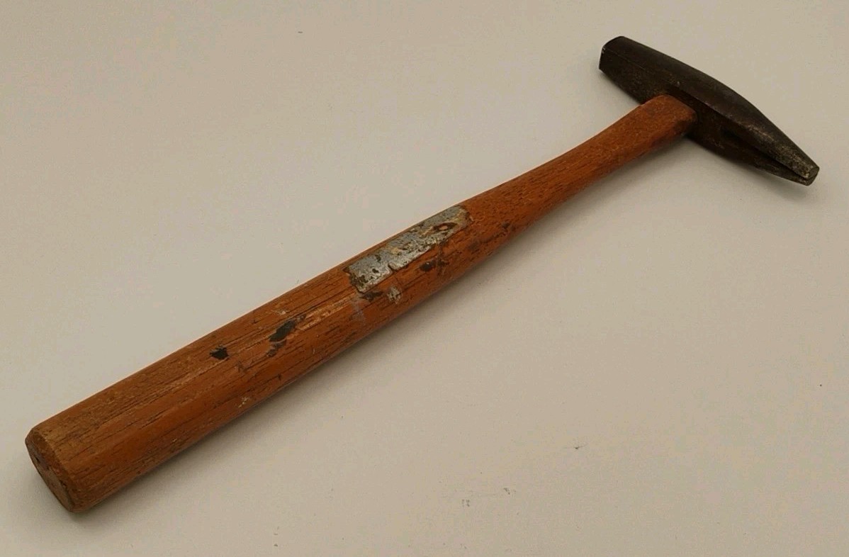 Stanley No. 165 Magnetic 5 oz Tack Hammer