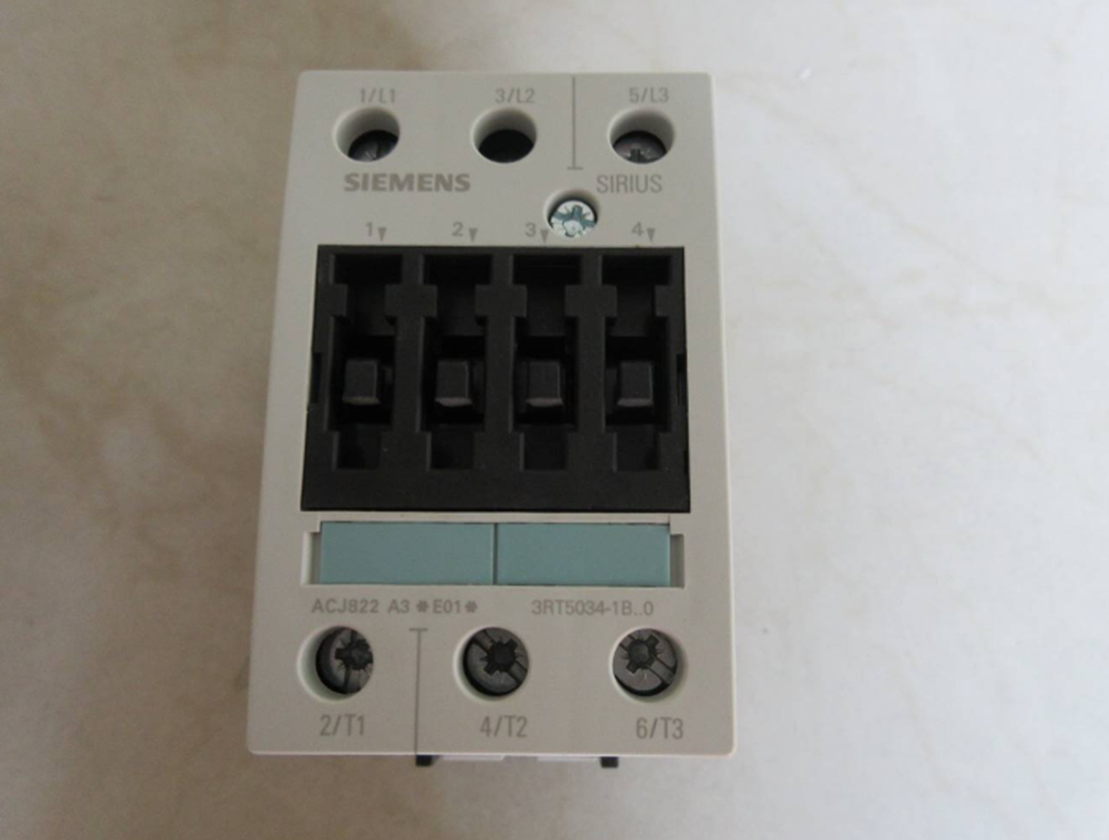 NEW SIEMENS 3RT5034-1BB40 3RT50341BB40 Contactor